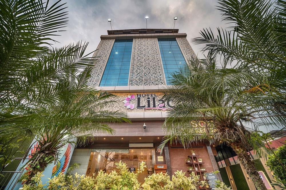 Hotel Lilac Kota  Ngoại thất bức ảnh